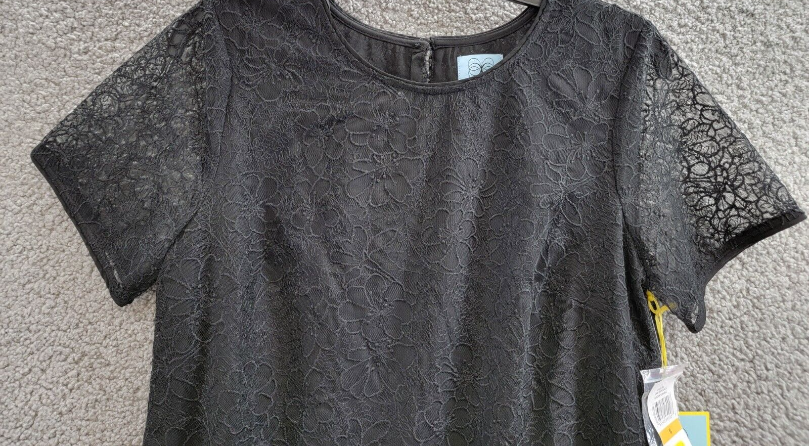 CeCe Lace Short-Sleeve A-Line Dress Women's S Rich Black Crew Neck Button Back - Picture 3 of 17