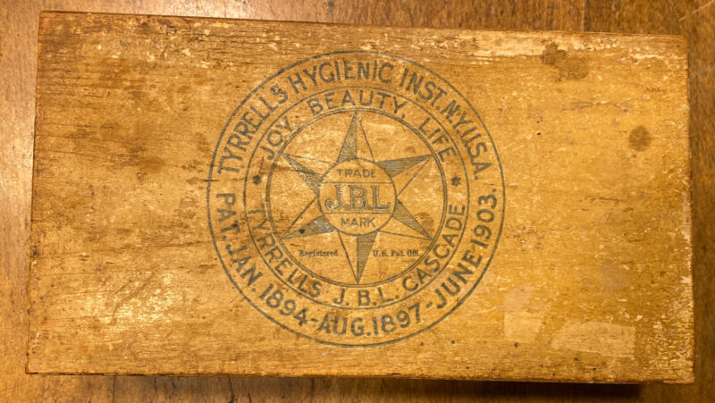 1903 Tyrrells Hygienic Inst. JBL Cascade Medical Quackery Wood Box Colon Flush