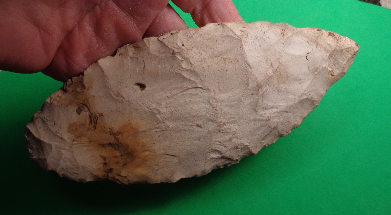 MONTANA ARROWHEADS - CLOVIS BIFACE- KNIFE -BLADE- HIGH PLAINS - PALEO - COA