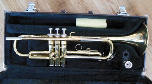 NIKKAN YTR-135 トランペット NIKKAN YTR-135 Bb Trumpet with Hard Case Brass Instrument