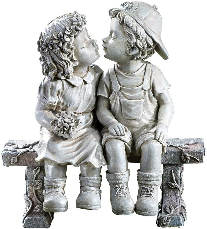 Garden First Kiss Outdoor Statue Decorative, Flower Bed Decor Puppy Love Kissing