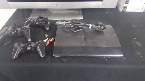 SUPER Ps3 Bundle! Not two, but THREE controllers also... is that 40 games?