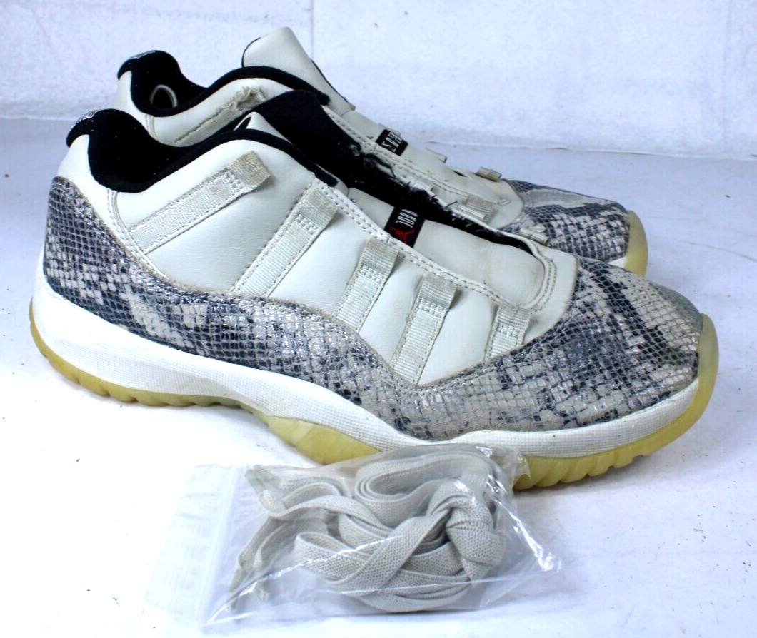 Air Jordan 11 ウィメンズ Air Jordan 11 Retro Low Pure Violet Women's Size 12 New in