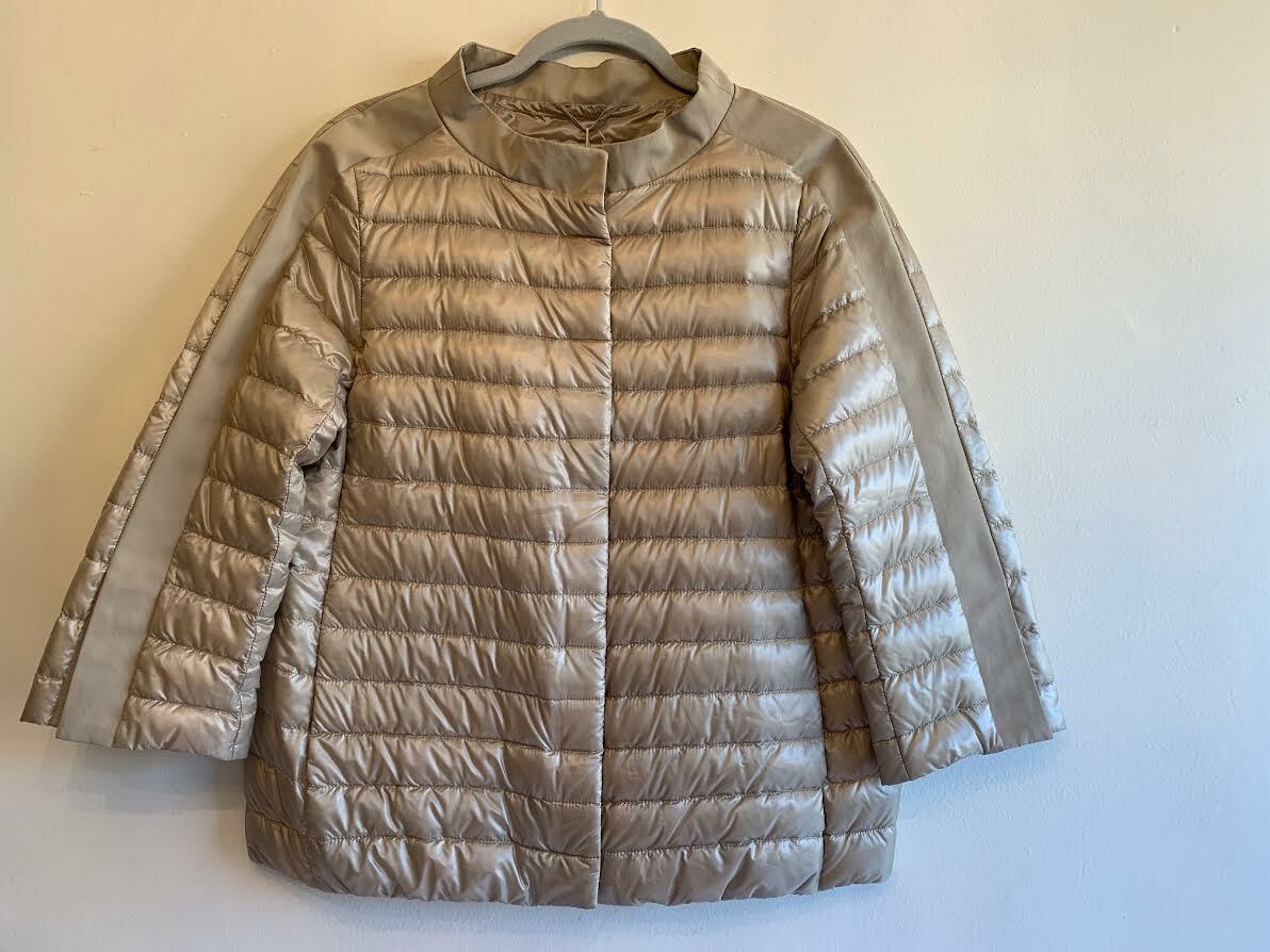 HERNO WOMEN'S SHORT PUFFER COAT/JACKET NWT Sz 44 IT GOOSE