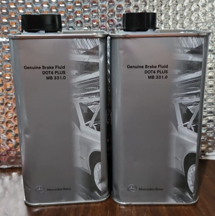 Genuine Mercedes Benz BRAKE FLUID DOT4 PLUS MB331.0 ~  LOT OF 2