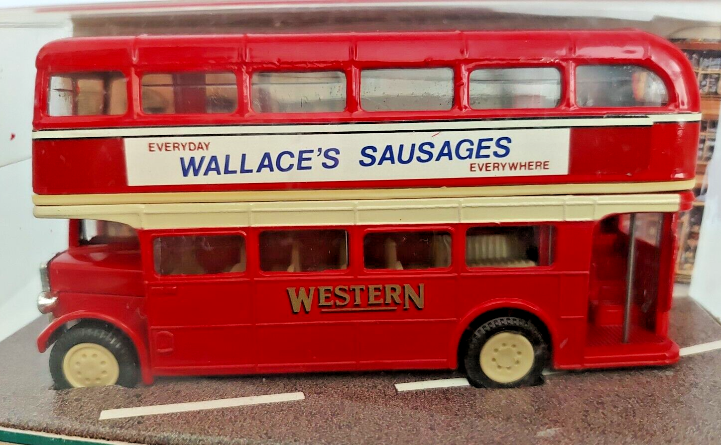 aec-bus-western-corgi-classics-176-scale-diecast-model-d5999