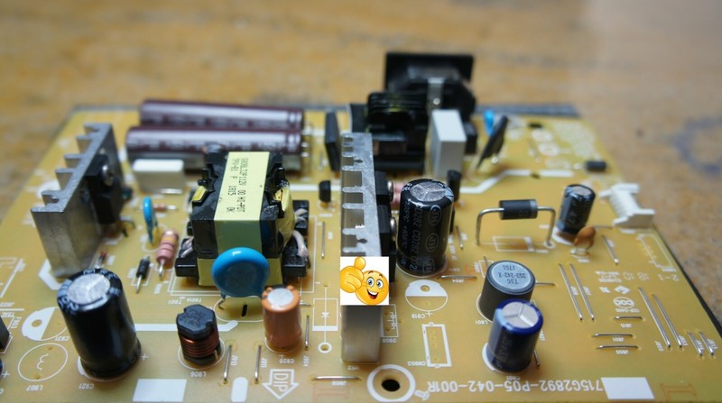 Acer Netzteil, 715g2892-P05-042-001r  Panelbruch