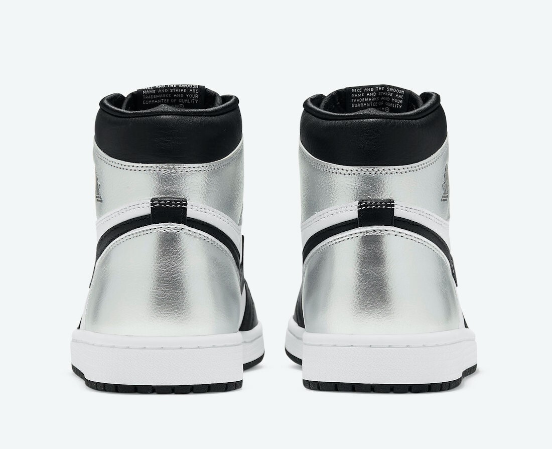 Pre-owned Jordan Air  1 High Og Wmns “silver Toe” Cd0461-001