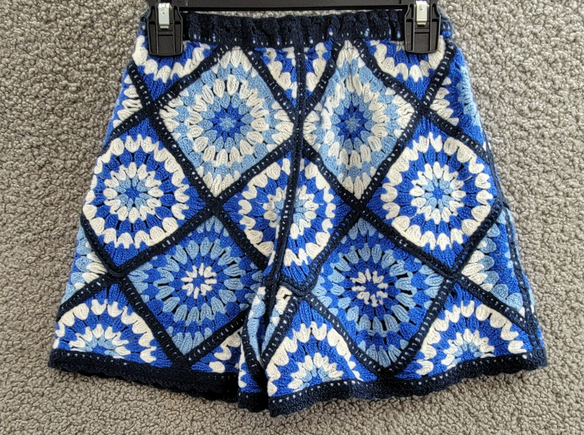 AQUA Allover Crochet Shorts Girls' S (7-8) Blue Multi Elastic Waist Pull On - Picture 12 of 16