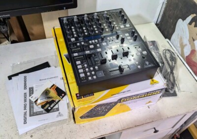 Behringer DDM4000 4 Channel Digital Pro DJ Mixer w/ Mounting Bracket & Box