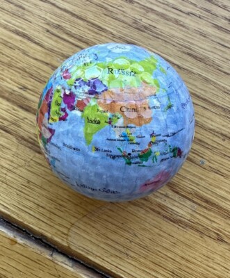 *UNIQUE NEW* Golf Ball World Globe Map Atlas Golf Ball - DWS Scudder
