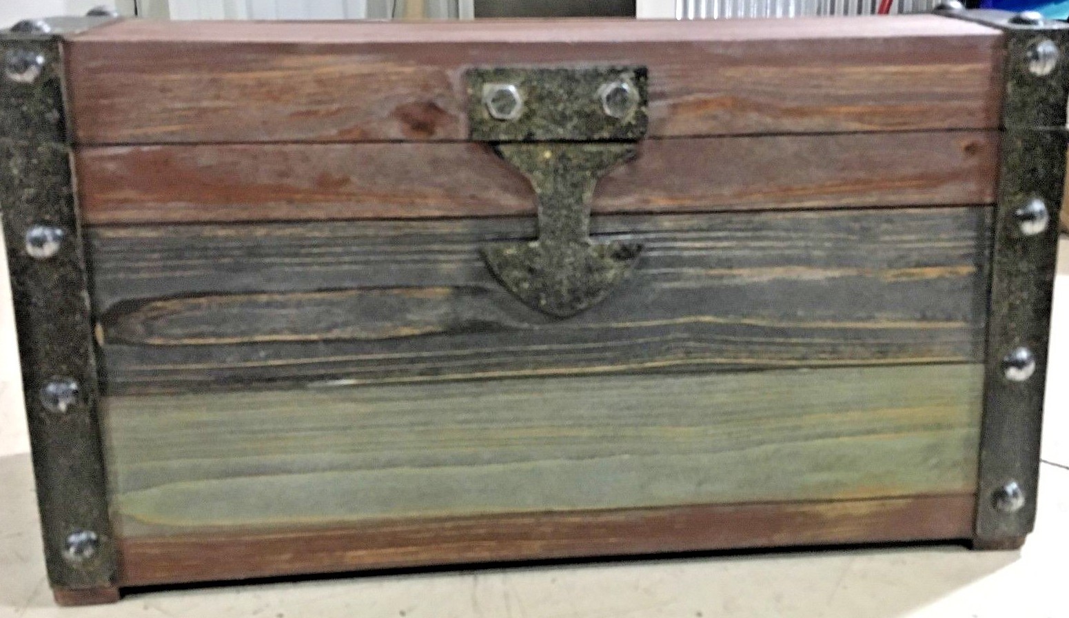 Household Essentials Stripped Weathered Wooden Storage Trunk Small E4