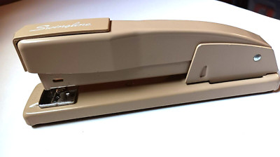Swingline Stapler Model 444 Desktop Stapler Light Beige VIntage
