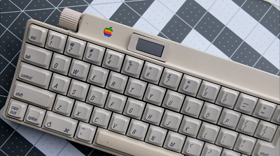Apple Desktop Bus Keyboard - Apple IIgs 825-1302-B A9M0330
