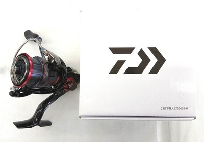 DAIWA 23 TSUKISHITABIJIN LT2000S-H 713513