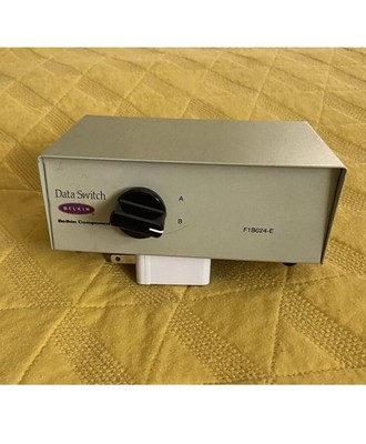 Rotary 2 Port Data Transfer Switch BELKIN F1B024-E Serial Parallel Printer Hub C