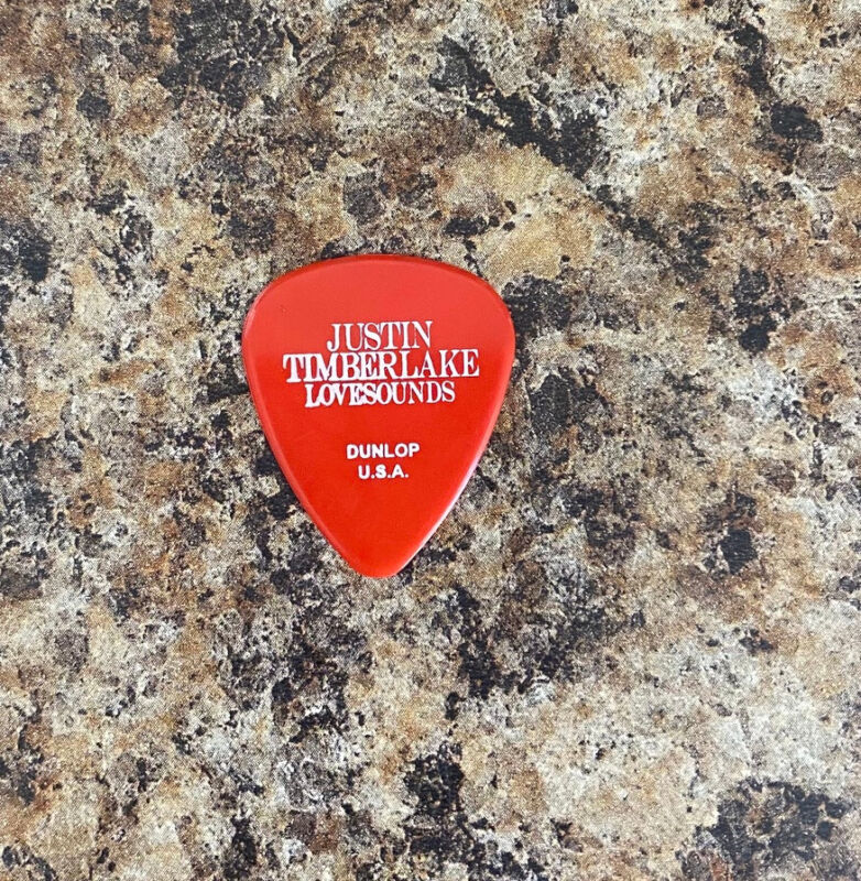 JUSTIN TIMBERLAKE - LOVESOUNDS Signature 2007 Tour Issued Guitar Pick Red NSYNC