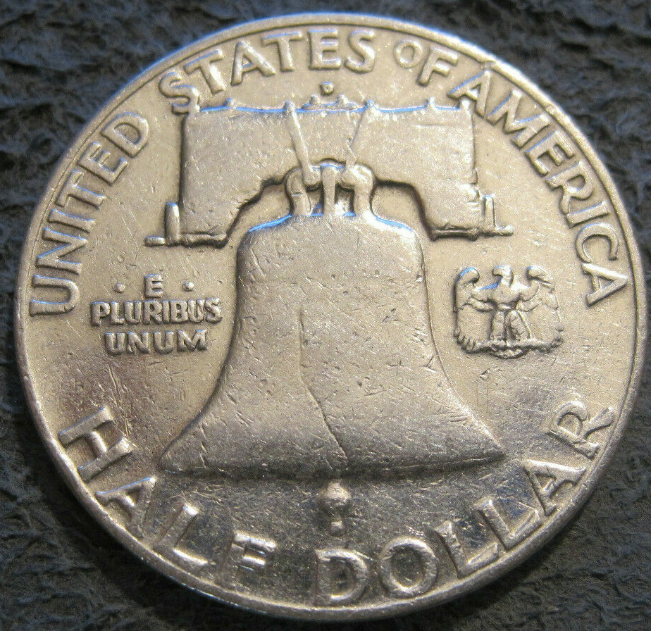 AS SHOWN - 1952 D FRANKLIN HALF DOLLAR // 90% SILVER // MC 818