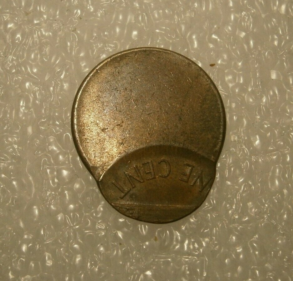 No Date Very Far Off Center Copper Lincoln Cent U.S. Mint Error #19270