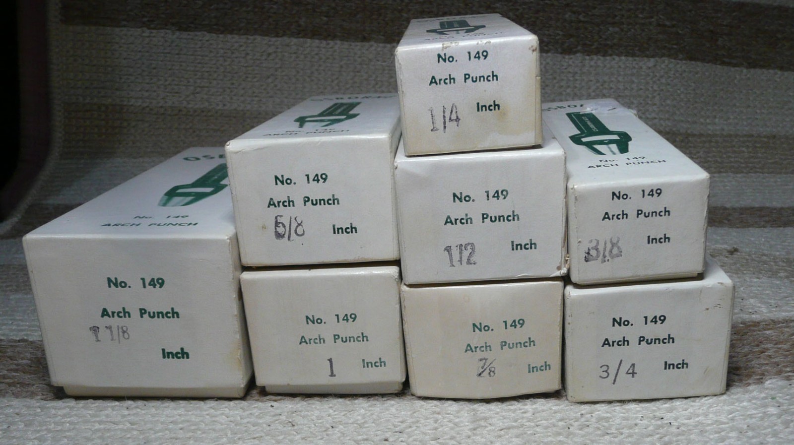 Set of 8 Osborne & Co. No.149 1 1/8