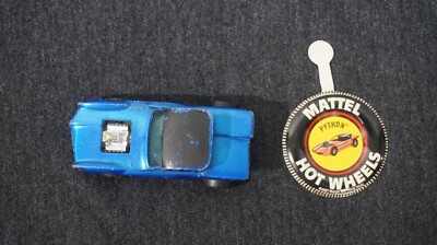 Original 1967 Hot Wheels Redline Python in Blue color with Button