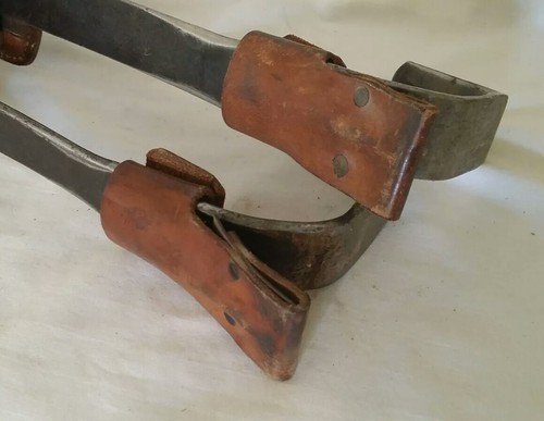 VINTAGE PAIR KLEIN TOOLS CLIMBERS GAFFS TREE POLE CLIMBING SPIKES LINEMAN
