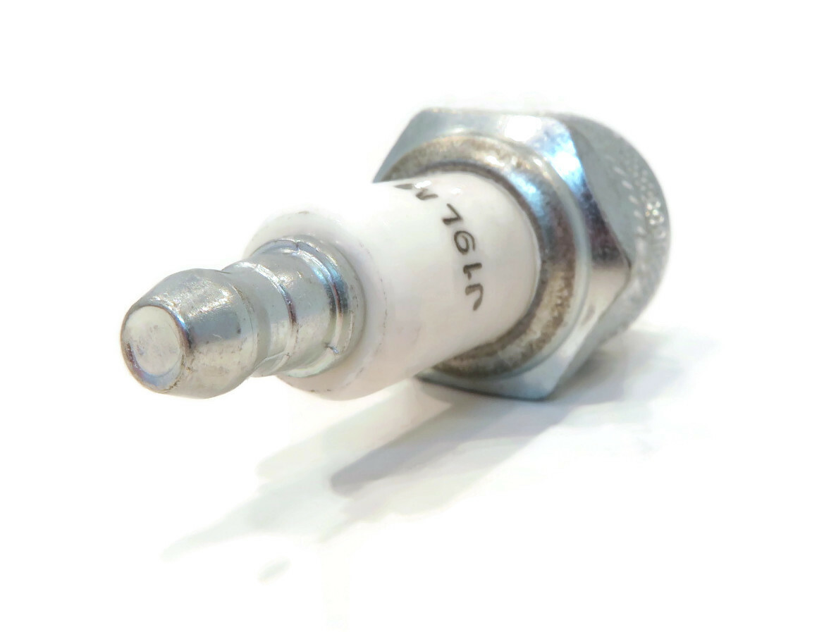 (Pack of 2) OEM Champion Spark Plugs for MTD, Cub Cadet & TroyBilt 759