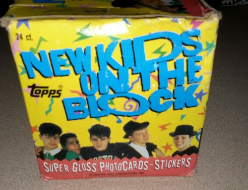 New Kids on the Block 1989 Box of 24 Sealed Topps Super Gloss Photo Card Package