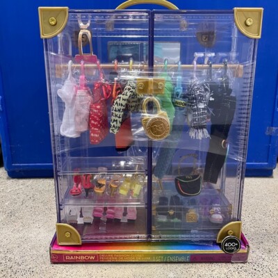 Rainbow High Deluxe Fashion Closet for 400+ Looks Portable Clear Acrylic Playset