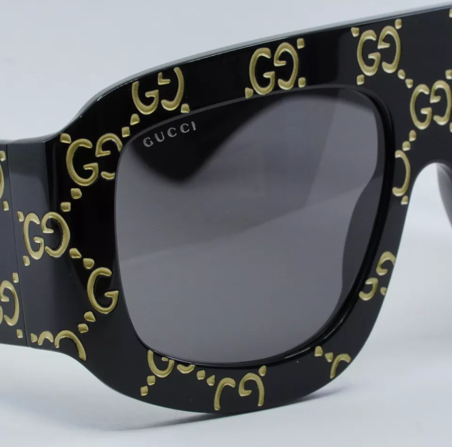 Pre-owned Gucci Gg0983s 004 Black And Gold Gg Pattern/grey 59-18-135 Sunglasses - Brand Ne In Gray
