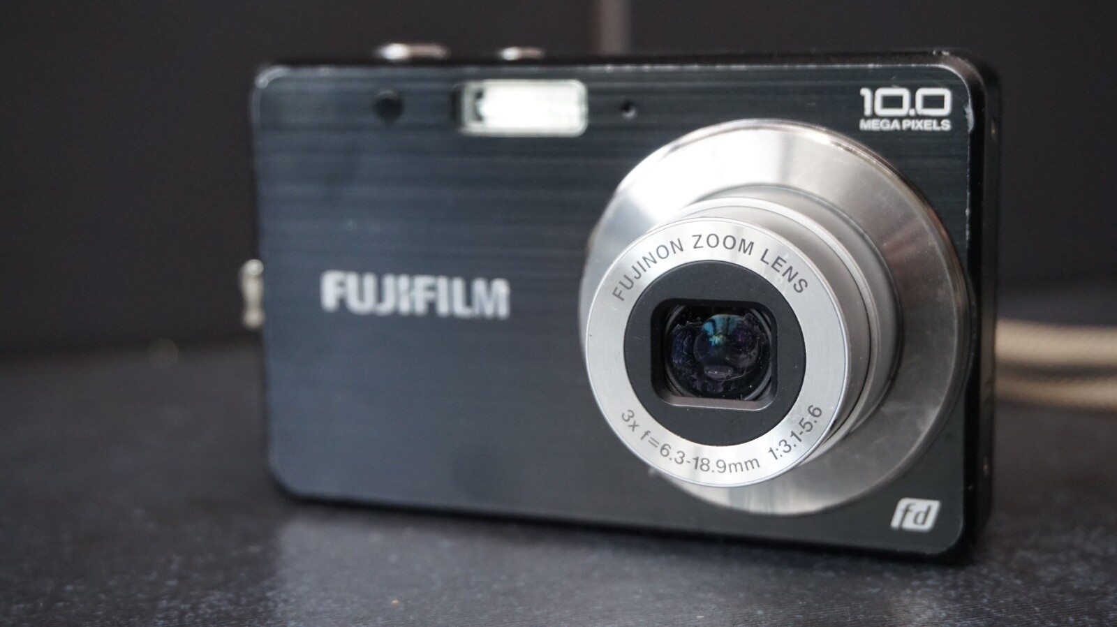 2408604920 ○FUJIFILM FinePix F200EXR 富士フイルム ファインピクス