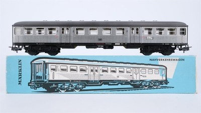 Märklin H0 4042 Reisezugwagen B4nb der DB