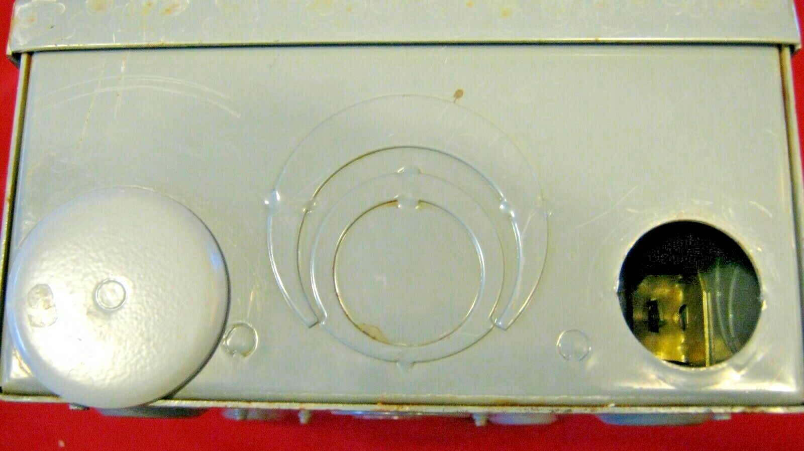 SQUARE D SAFETY SWITCH FUSED BOX-60 AMPS, 240 VAC