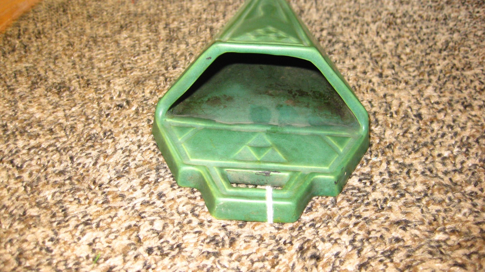 Roseville Ceramic Design Wall Pocket Mat Green # 1203