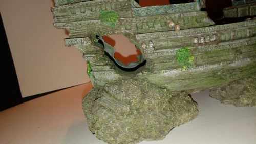 Aquarium Pirate Ship Decorations Fish Tank Ornaments - Resin Material Shipwreck