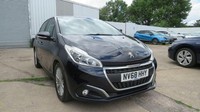 2018 Peugeot 208 1.2 PureTech Signature Euro 6 (s/s) 5dr HATCHBACK Petrol Manual