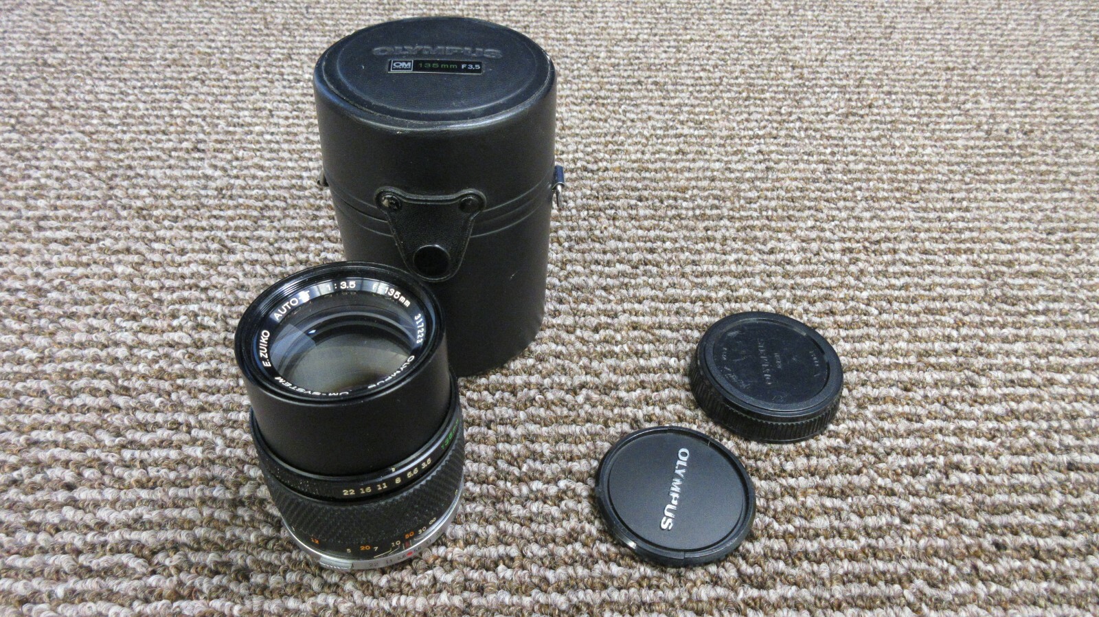 【C7170】OM-1 + OM E.ZUIKO AUTO-T 135mm Olympus Om-System E. Zuiko Auto-T 1:3.5 F=135mm Camera Lens