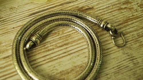 Handgefertigter Echtschmuck