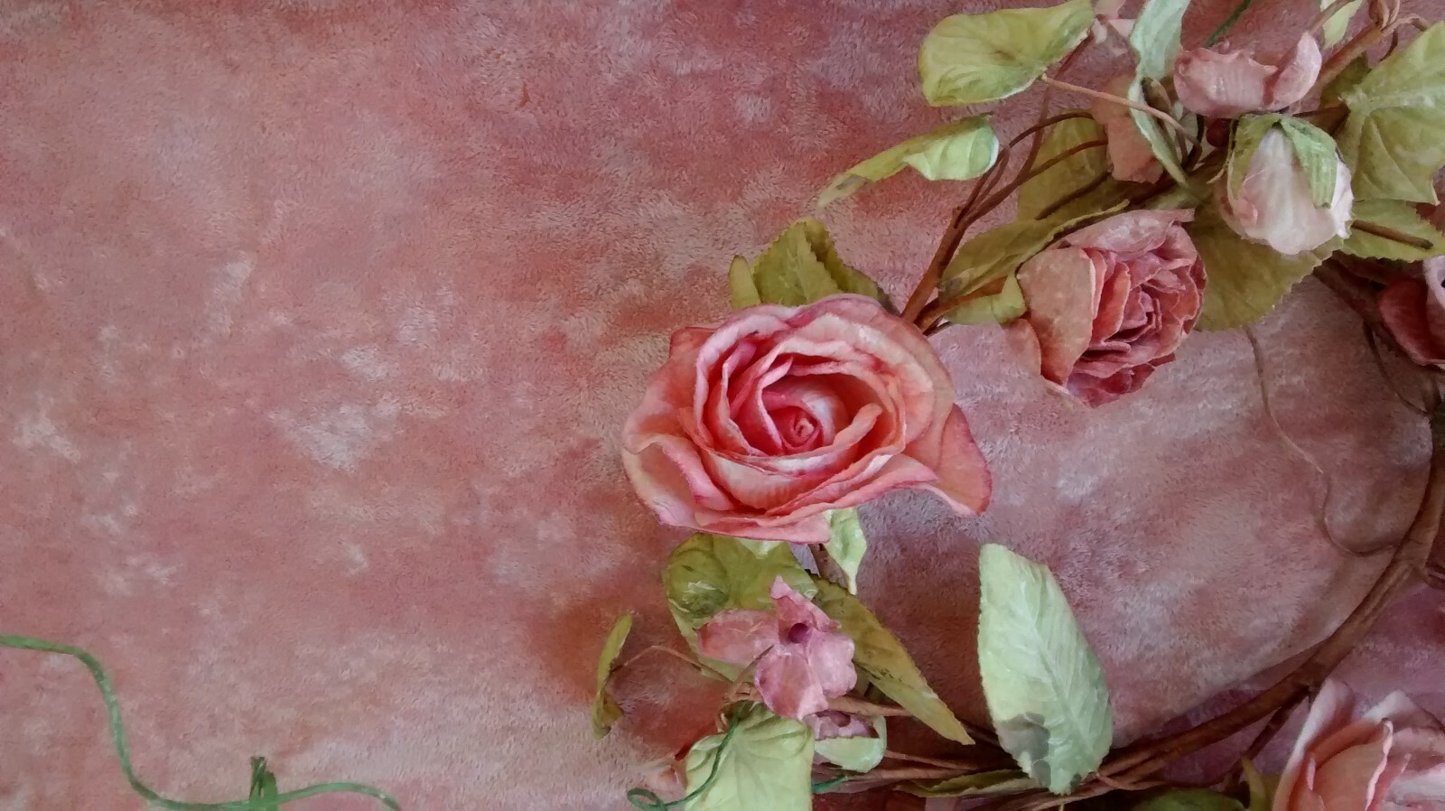 Vintage Pink Crushed Velvet Bedspread with Fringe 93