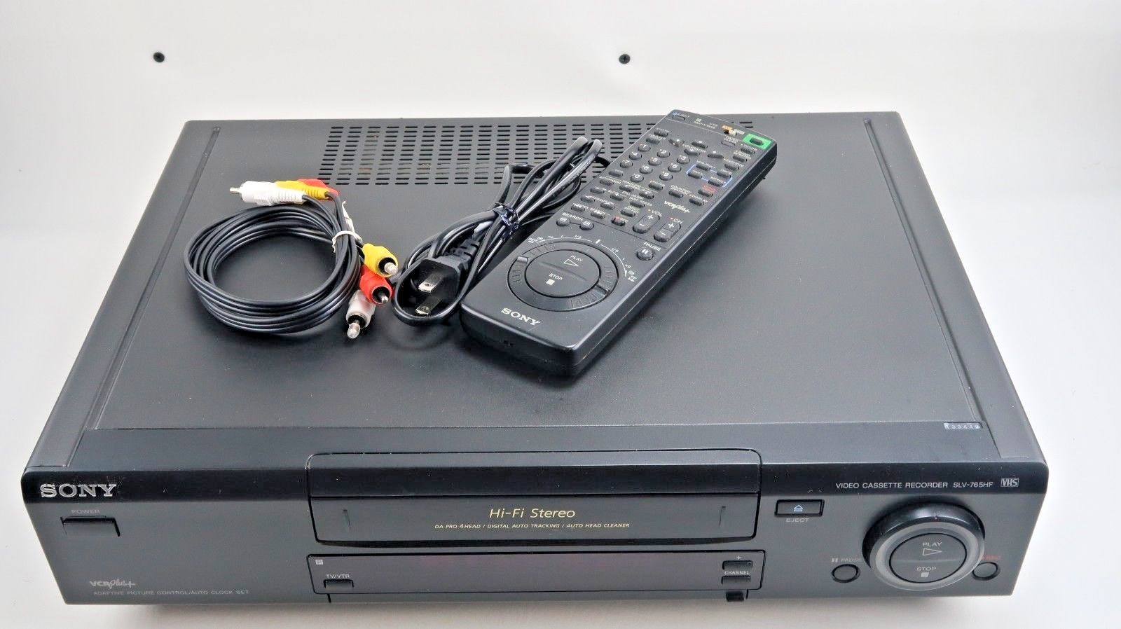 Sony SLV-765HF VHS VCR Player Recorder 4-Head Home Theater Electronics A/V Video