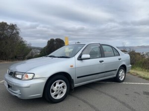 Nissan pulsar 1999