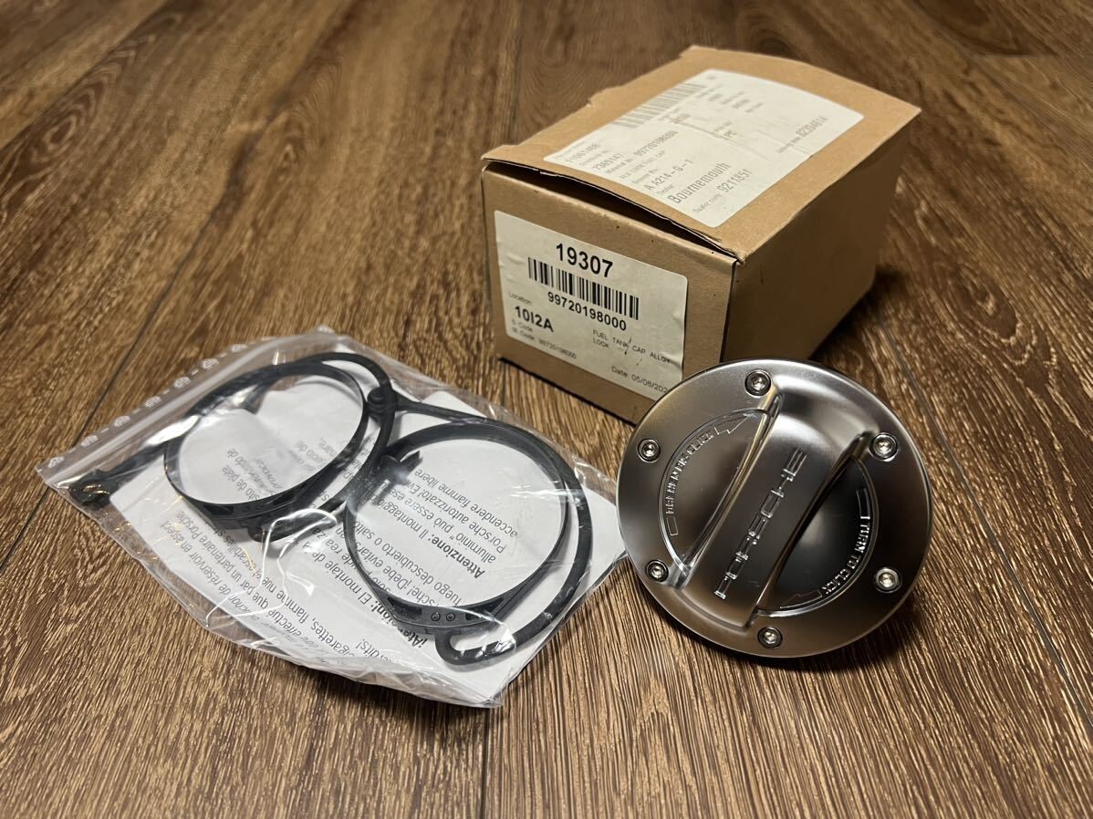 Porsche fuel tank cap aluminum look ポルシェ Genuine Porsche Aluminium Look Gas Cap Fuel 986/996/987/997