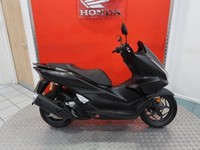 Brand new Honda PCX125 DX