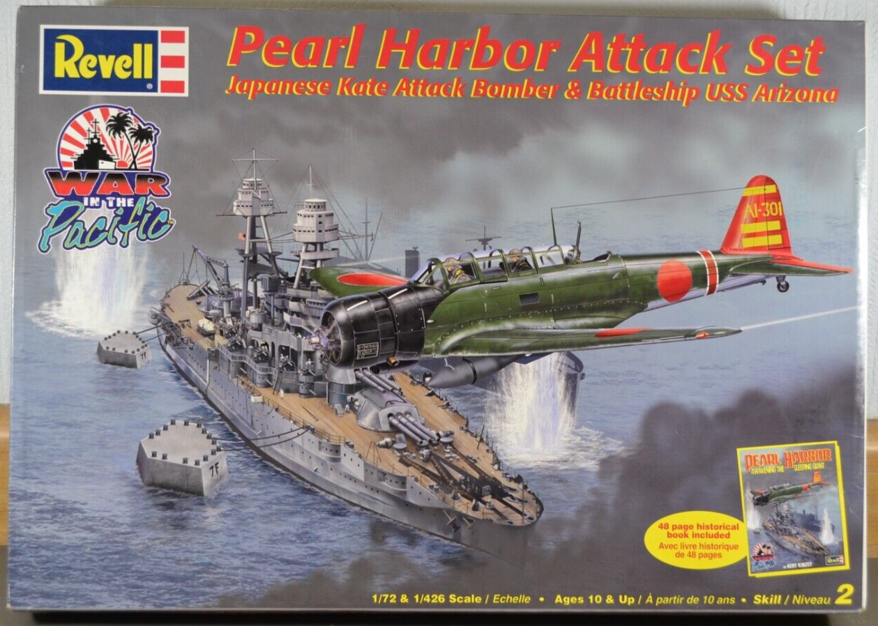 Revell Pearl Harbor Attack Set Bomber & Battleship 1/72 & 1