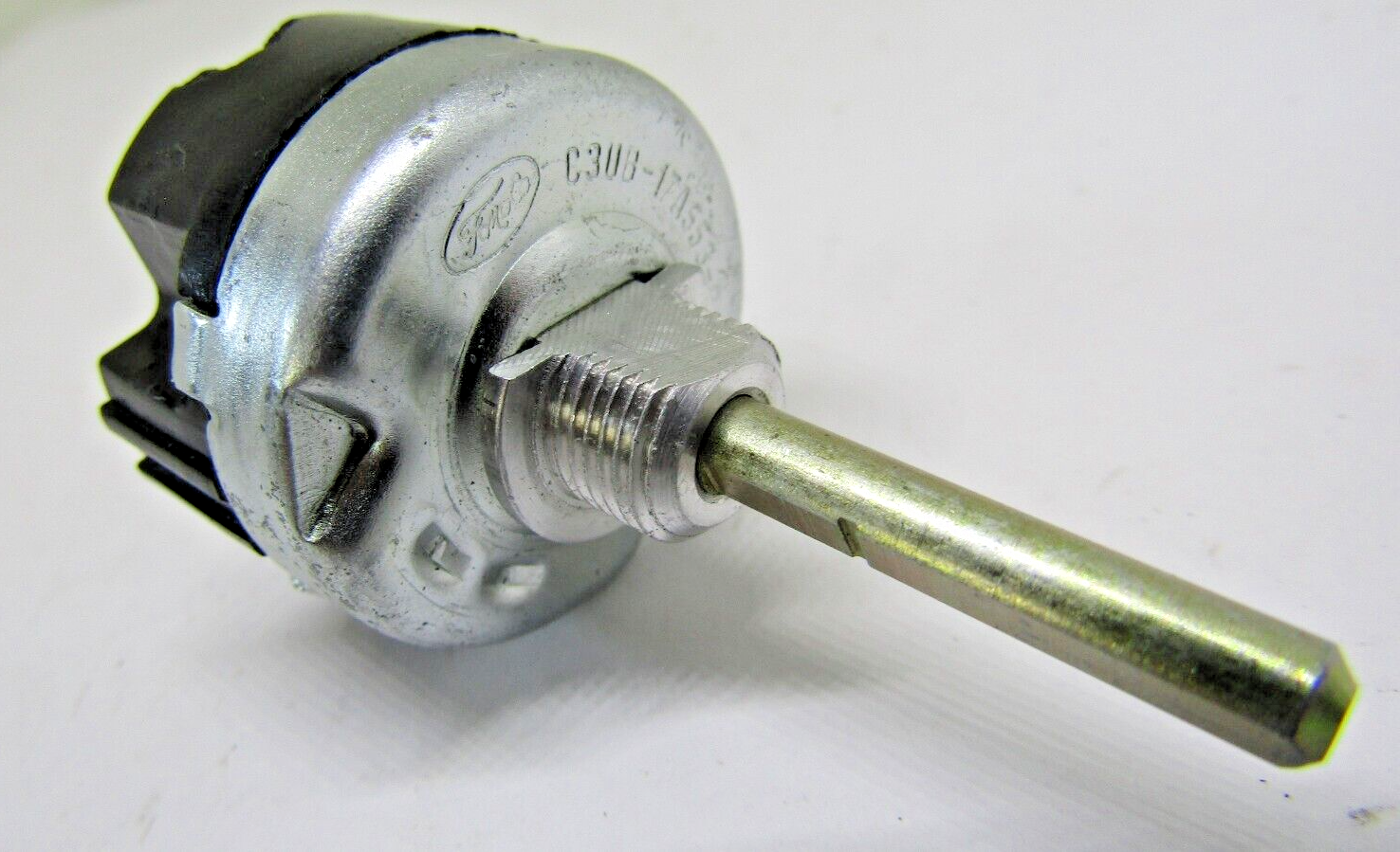 グリーンスプリング D63-H100-24 Amazon.com: ColorRite 777 New Lime Green Touch-Up Paint 1/2