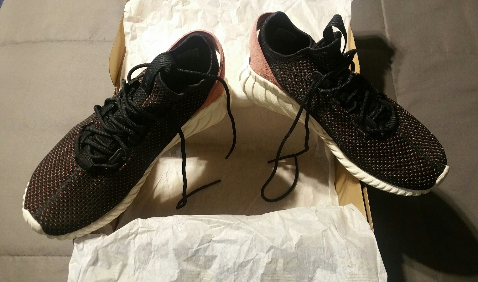 NIB Adidas BY9335 Womens 7.5 Tubular Doom Sock Primeknit Shoes Black Pink