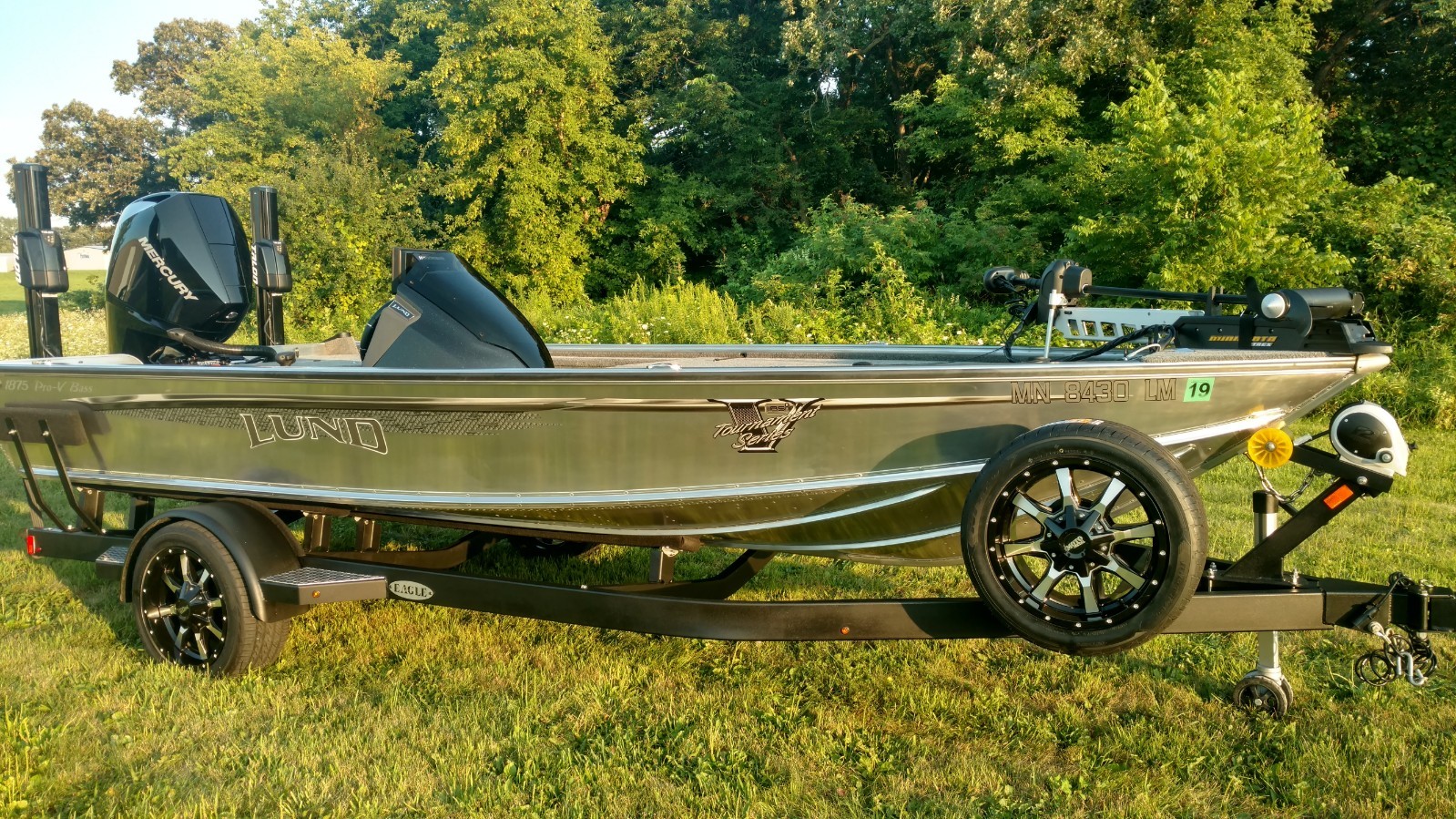 2017 Lund Pro-V Bass 1875 XS W/ 2018 Mercury 225 3.6L V-6 Fourstroke
