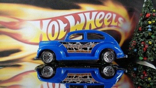 1940 FAT FENDERED WEISE BROTHERS WORLD GREATEST FLYING  1:64 SCALE COLLECTOR CAR