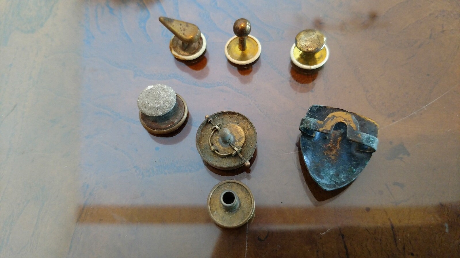 VINTAGE BUTTON COVERS  LOT OF 6