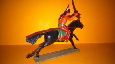 STARLUX western indien série luxe ref 4424 fusil en l''air